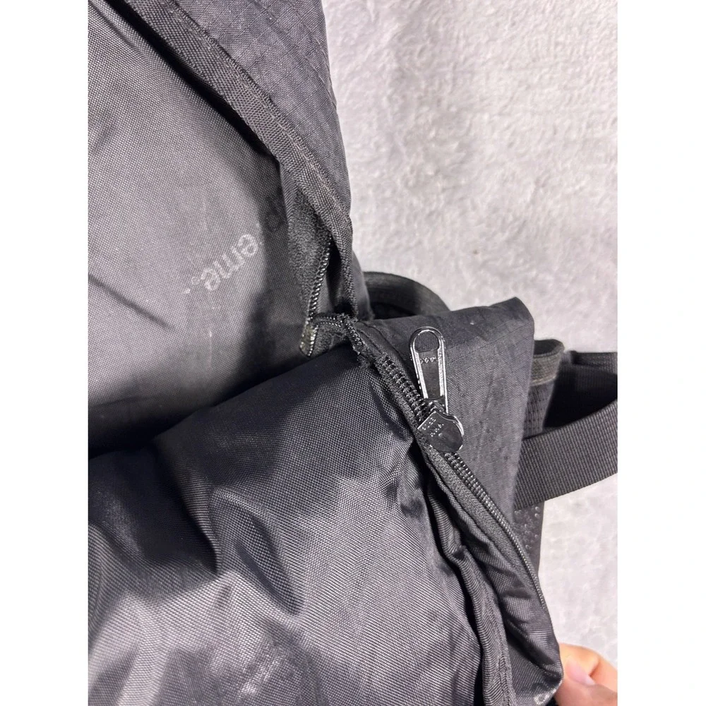 Supreme FW18 Backpack Black Mens Laptop Sleeve/Protection Broken Zipper